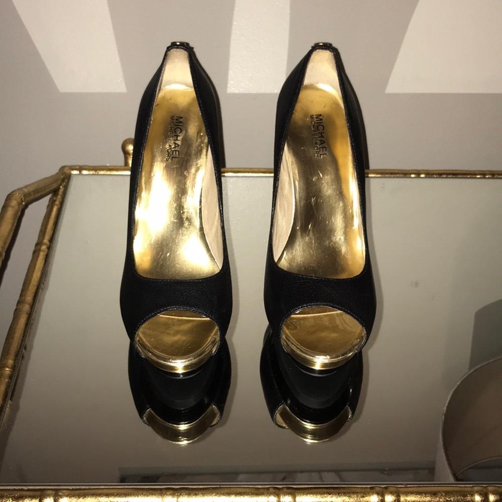 Michael Michael Kors Platform Pumps